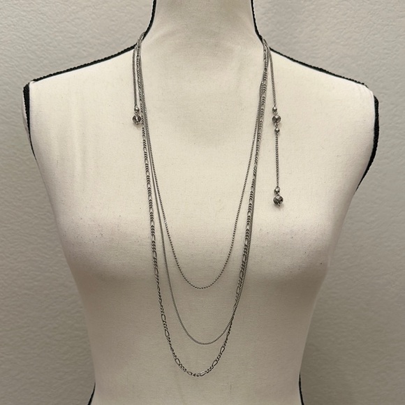 Elegant Silver Layered Necklace - Picture 1 of 6